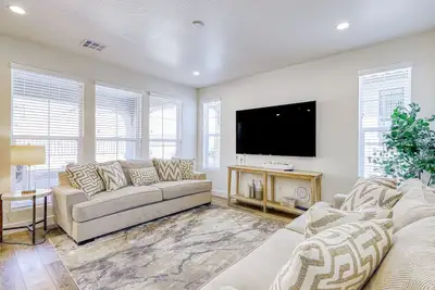 Image de Enchanting townhome - your gateway to southern Utah fun with lazy river pool