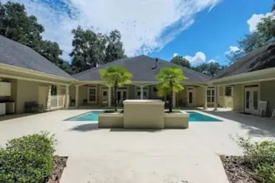 Image de Tioga Town Center Retreat - Gainesville