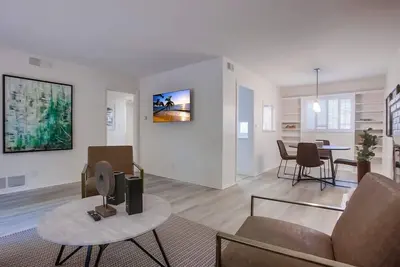 Image de Steps to Windansea Beach * Dual Cal King Beds * Dog Ok