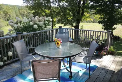 Image de Changing Seasons Game room, large yard, 3 bedroom\/2 bath ranch, country setting