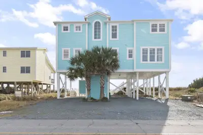 Image de \"Casa Miramar\" Oceanfront home with Private pool, 4 bedrooms 4. 5 bathrooms