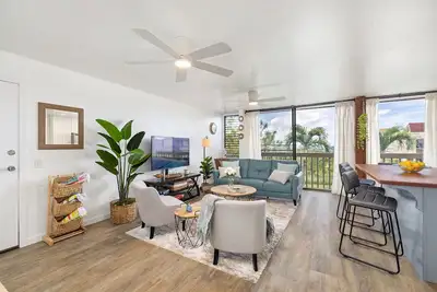 Image de Beautiful townhome with 2 pools— 5 min from the beach!