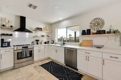 Image de Sds31 - Garden House in North Scottsdale with Pool