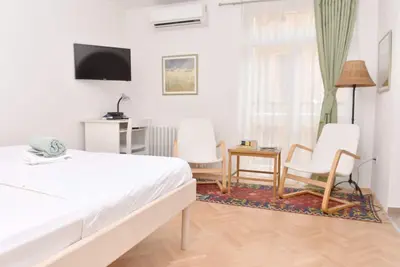 Image de Charming Studio in City Center-Excellent Location