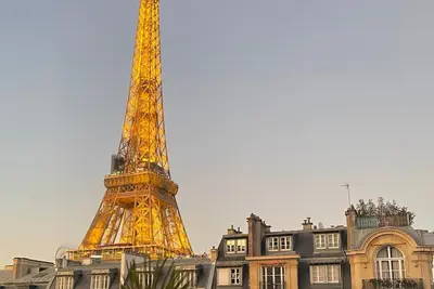 Image de Eiffel Tower - Luxury Apartment & Balcony