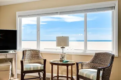 Image de Two Beachfront Bungalows On The Sand In Newport Beach
