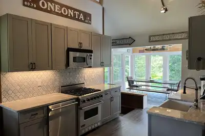 Image de Shagbark Hill - 1 mile to All Star Village, game room, private pond