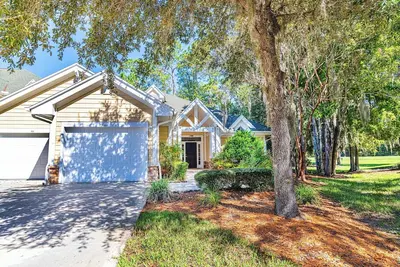 Image de 4/4 with Luxurious Spa bathroom-screened lanai-golf-pool-hot tub-near beaches