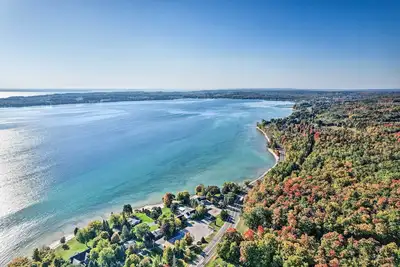 Image de Secluded Suttons Bay Retreat w/ Fire Pit!