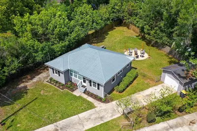 Image de This house is a 3 bedroom(s), 1 bathrooms, located in Jacksonville, Fl.