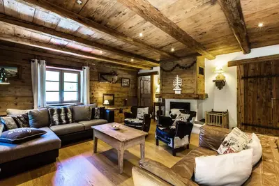 Image de 5 Schlafzimmer, Dorfzentrum, Kamin, Wlan