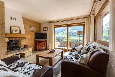 Image de Chalet 4 ch- Near Pisten - Sehr schöne Aussicht - Idealer Urlaub mit Familie oder Freunden - Wifi