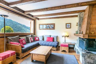 Image de Schöne Wohnung 3 Schlafzimmer, sehr schöne Aussicht, ruhig, Garage, Wlan