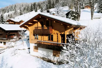 Image de Chalet 8 Reisende, ideale Familie, renoviert in 2020, Garage, Wifi