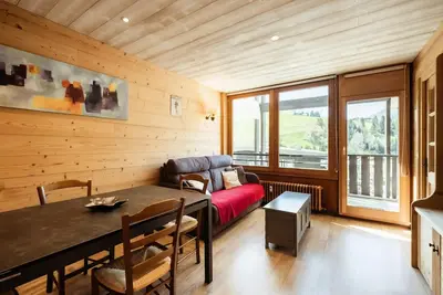 Image de 3*, warm, 6 Reisende, ungehinderte Aussicht, in der Nähe von Läden/Pisten du Bossonnet