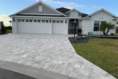 Image de Begonia on the Bend – Stylish Home Near Sawgrass