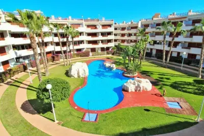 Image de Lovely 2-Bed Apartment in Playa Flamenca