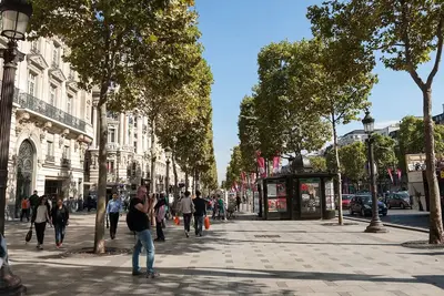 Image de 5 bedroom apartment in Champs Elysees