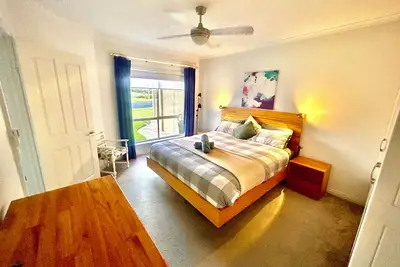 Image de Ongermein, double story beach house a stone throw from the Indian Ocean.