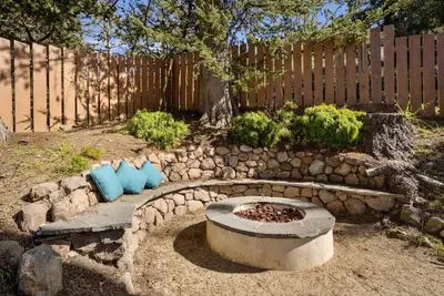 Image de @ Marbella Lane - 3br Home w\/sweeping ocean views!