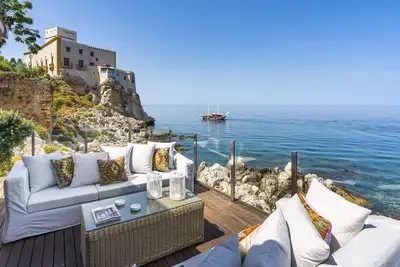 Image de Rais house with private access to the sea