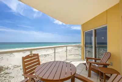 Image de New Listing - 3b Gulf Front @ Emerald Isle!