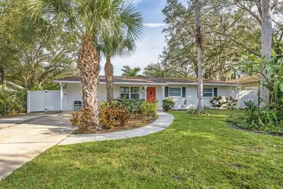 Image de Arlington Park House Sarasota Tropical Oasis\nSarasota cert of reg # Vr25-00010