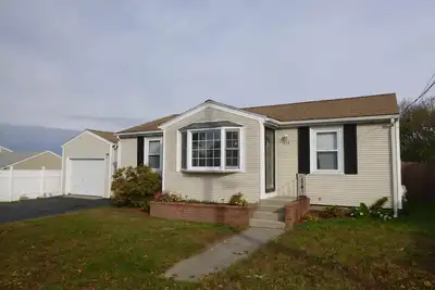 Image de 3-bedroom vacation home 6 minutes from Brown University