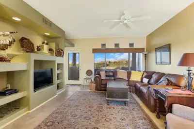 Image de Luxury Vistoso Resort Casita overlooking Nature Preserve-Views! Heated pool, spa