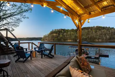 Image de Clearwater Shores-Waterfront Stunning Views-Smith Lake, Al-5 Bedrooms-Near I-65