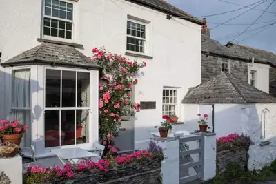 Image de Just reduced for July & Aug-Geranium Cottage, Port Isaac sleeps 8 + dogs