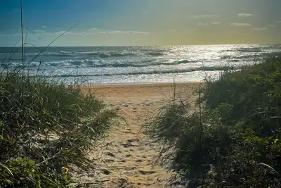 Image de Quaint Ormond By the Sea House - short walk to Beach