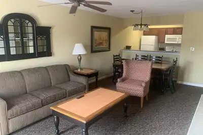 Image de Special Holiday Rates. 4bdr townhouse (12) in Historic Powhatan 💕