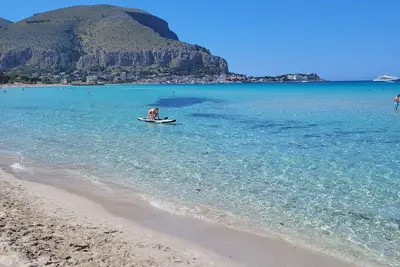 Image de Casa Mandorlo Mondello 10minutes walk from the beach