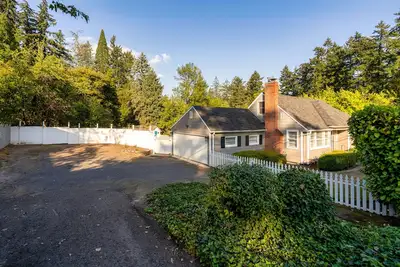 Image de Stunning house, King bed, Huge backyard, Lake Oswego