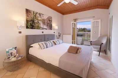 Bright suite