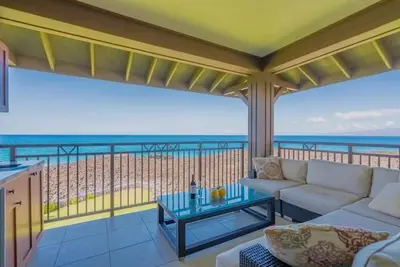 Image de Privacy + Luxury • Oceanfront • Panoramic View