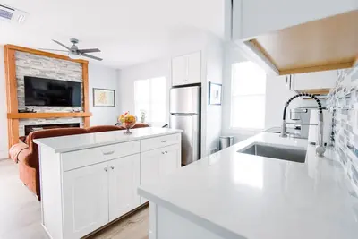 Image de New Apartment in Old Colorado City, only 1 1/2 miles from Downtown