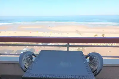 Image de Agréable studio mezzanine avec pleine vue sur l'Océan