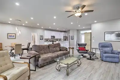 Image de Palm Bay Home w/ Patio & Yard - 12 Mi to Beach!