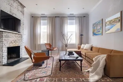 Image de Hudson Terrace by Rove Travel | Chic Tribeca Th