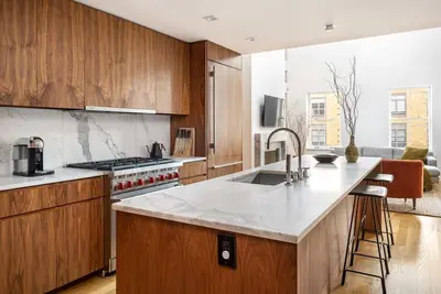 Image de Astor House by RoveTravel | 4br Th w/ Private Roof