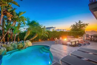 Image de Pool * Ocean Views * Beach 1 Block * Dogs Ok