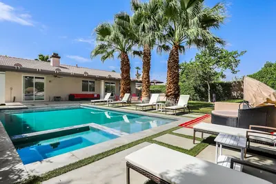 Image de Dream Oasis - Pool/Spa/Games/FirePit