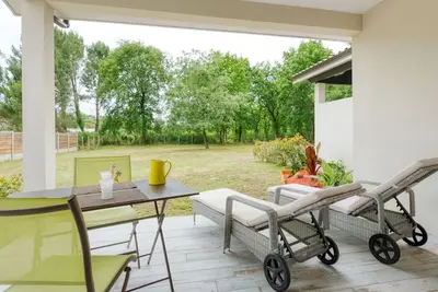 Image de Merveilleuse maison de vacances privée pour 8 personnes avec Wifi, Tv, terrasse et parking