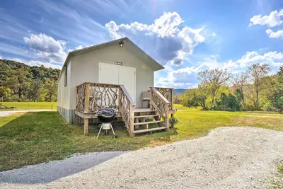 Image de Dog-Friendly Huntsville Home, Atv Authorized Route