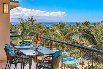 Maui Resort Rentals: Honua Kai - 3 Total Bedrooms + Den, 4th Floor Ocean And West Maui Mountain Views!