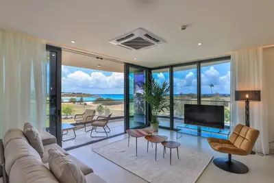 Image de Appartement 1 chambre moderne dans une belle résidence en bord de mer