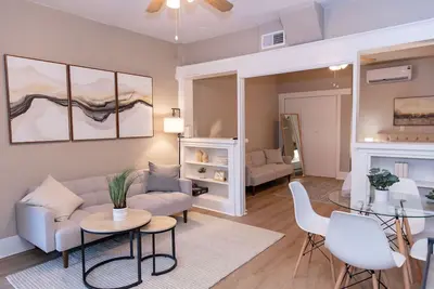 Image de Modern Home in Heart of Downtown Phoenix: Unit D