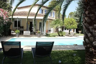 Image de Superbe Villa de standing Orcivale Mougins - 4 chambres avec piscine